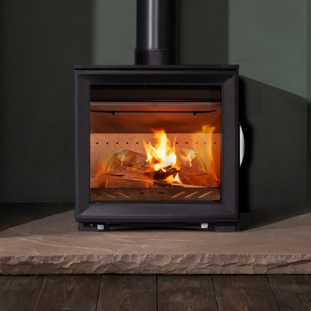 M Series 5 - Image 2